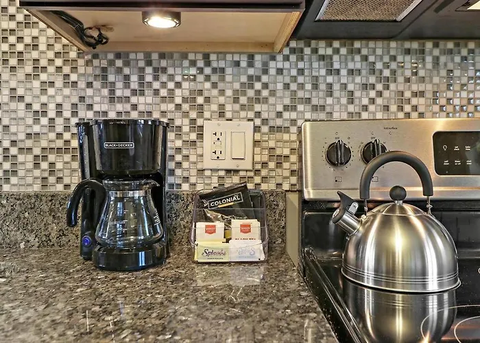 Tranquil 1br In - Salem 3c